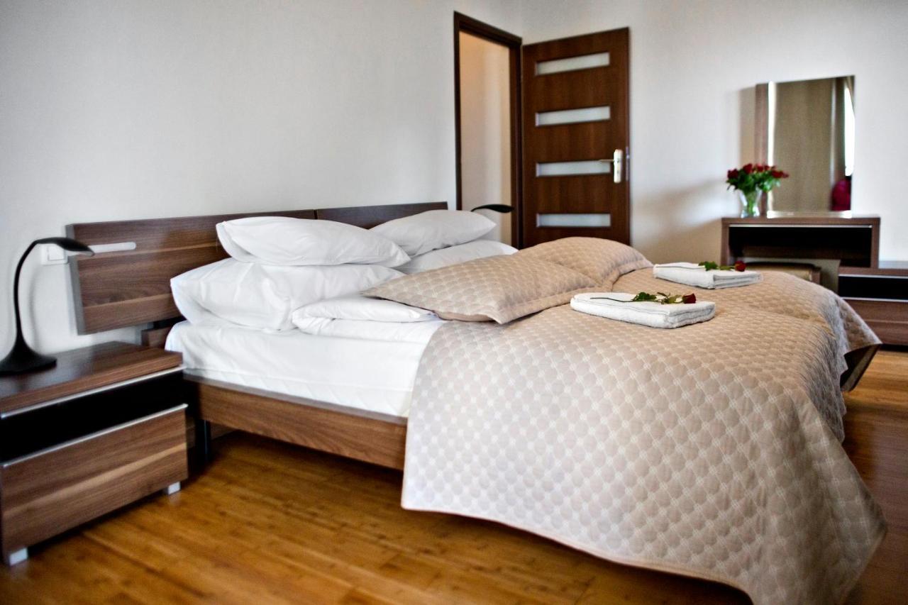 2 Bedrooms Bukowinska P&o Serviced Apartament